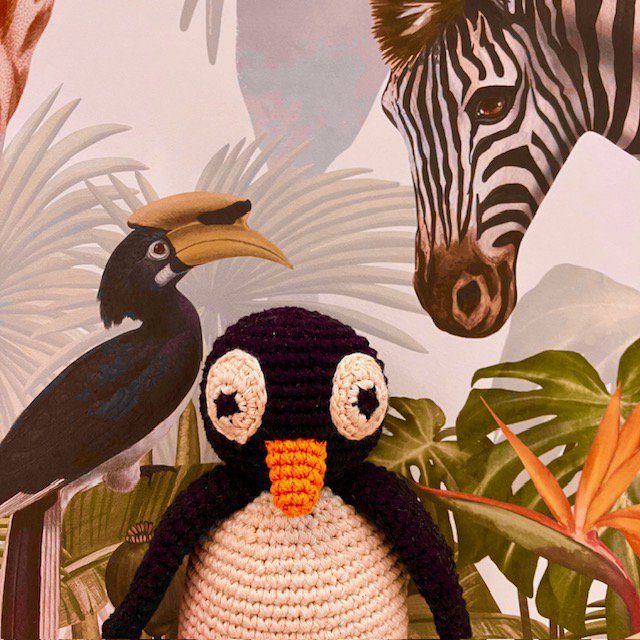 Luna-Leena pinguïn Olivia knuffel - biologisch katoen - handgehaakt in Nepal