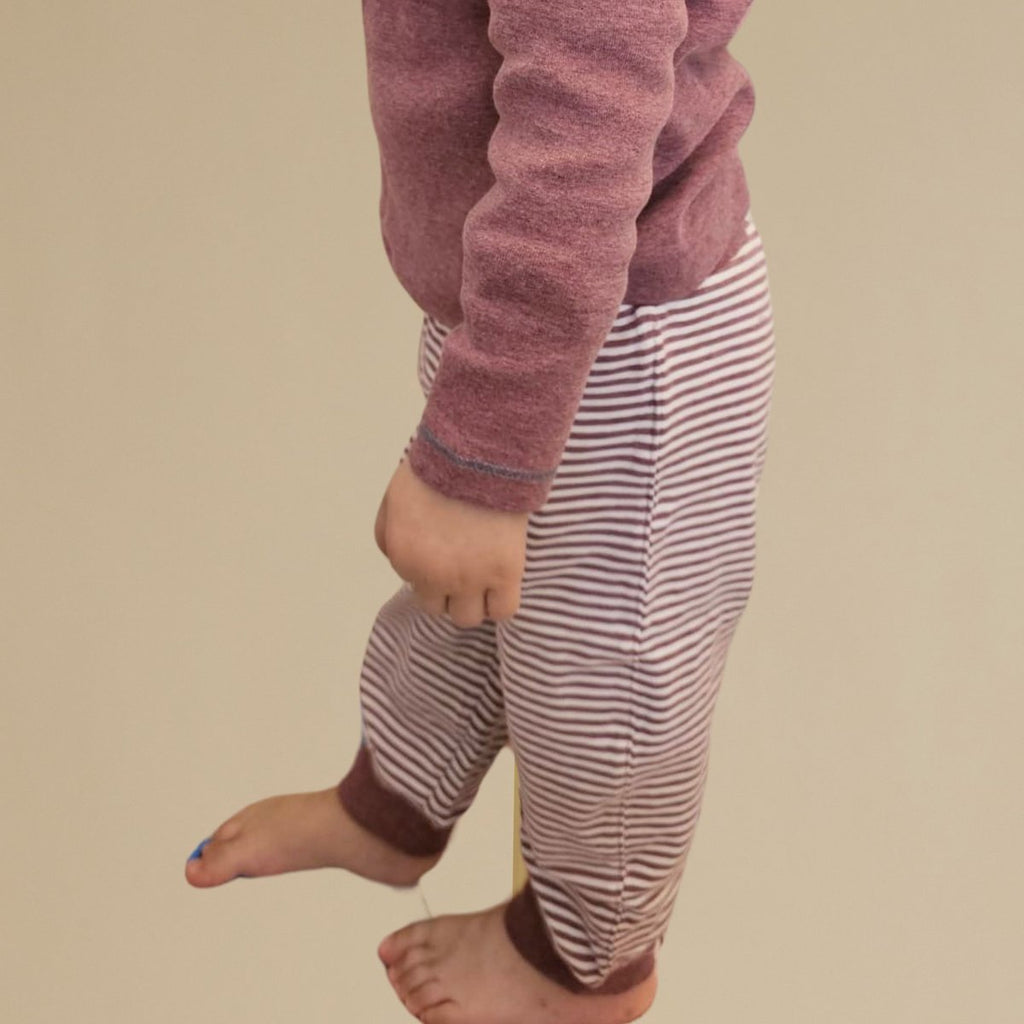 OrganicEra Biologisch babybroekje met elastische band, bordeaux gestreept