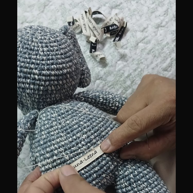 Luna-Leena olifant Max knuffel grijs - biologisch katoen - handgehaakt in Nepal